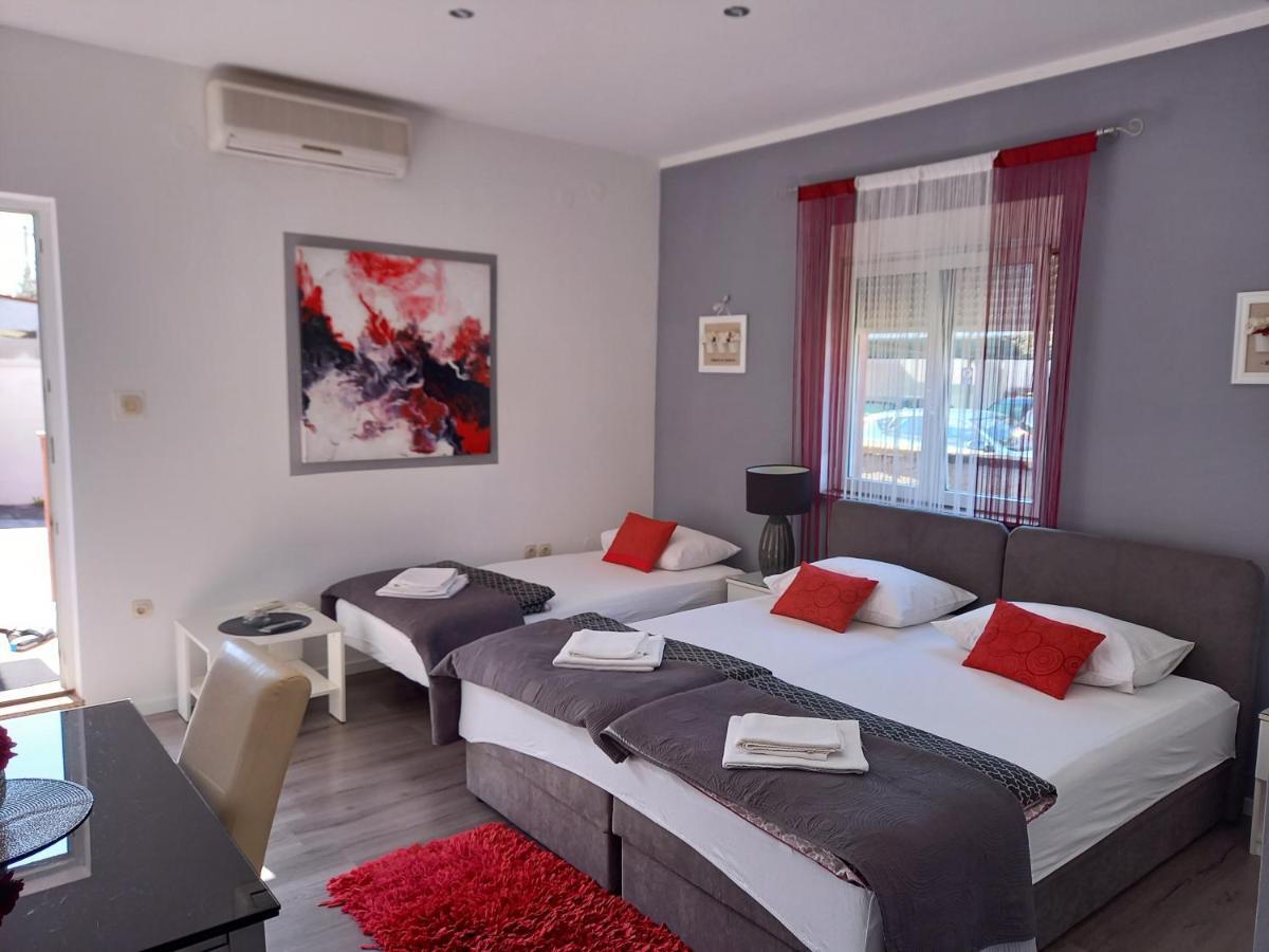 Apartments Benic ซาดาร์ ภายนอก รูปภาพ