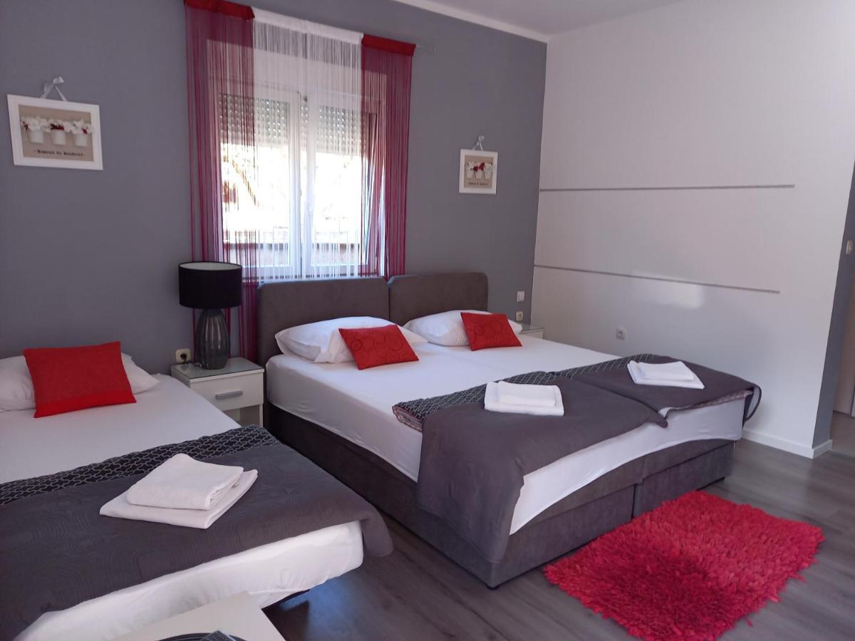 Apartments Benic ซาดาร์ ภายนอก รูปภาพ