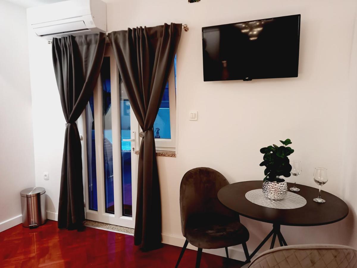 Apartments Benic ซาดาร์ ภายนอก รูปภาพ