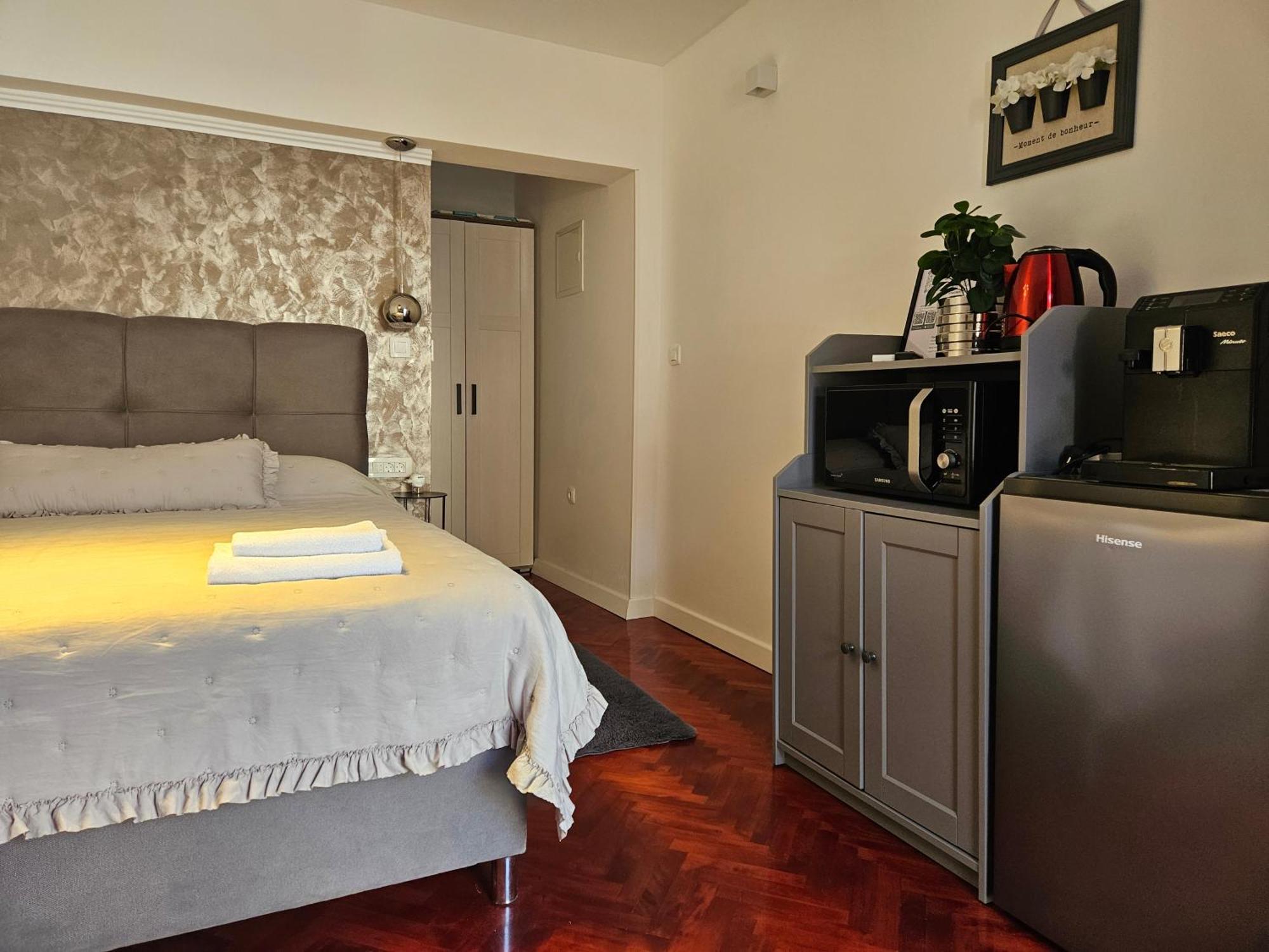 Apartments Benic ซาดาร์ ภายนอก รูปภาพ