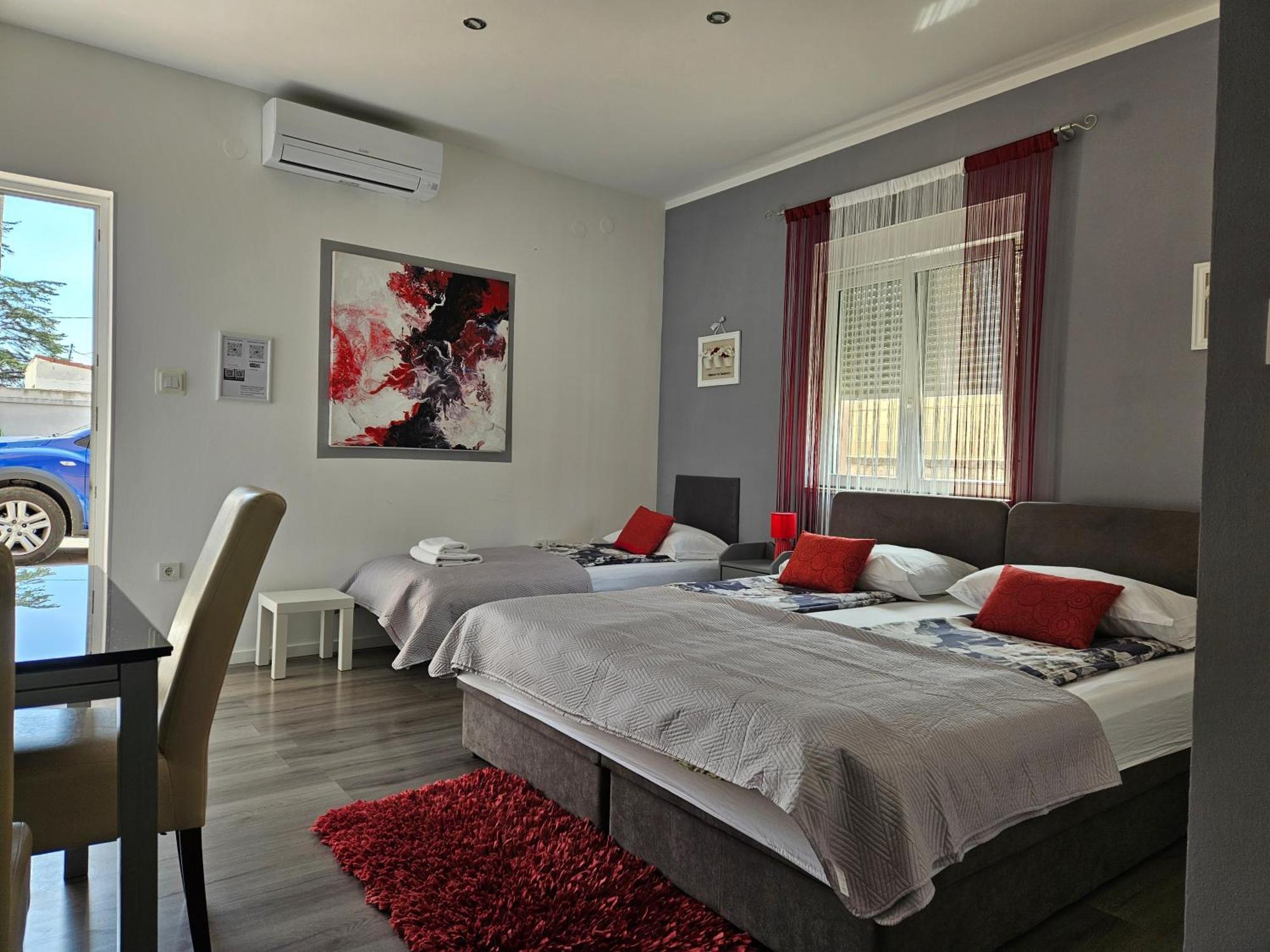 Apartments Benic ซาดาร์ ภายนอก รูปภาพ