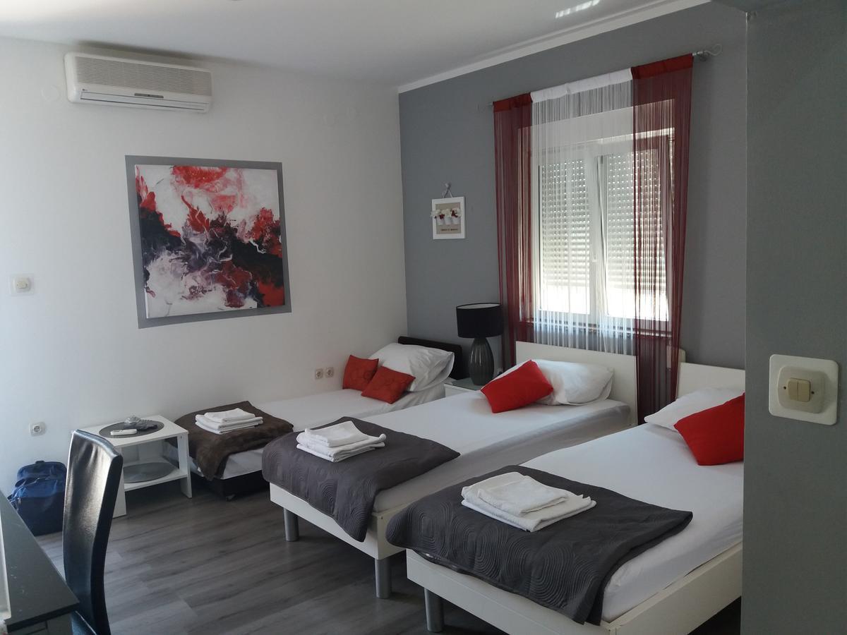 Apartments Benic ซาดาร์ ภายนอก รูปภาพ