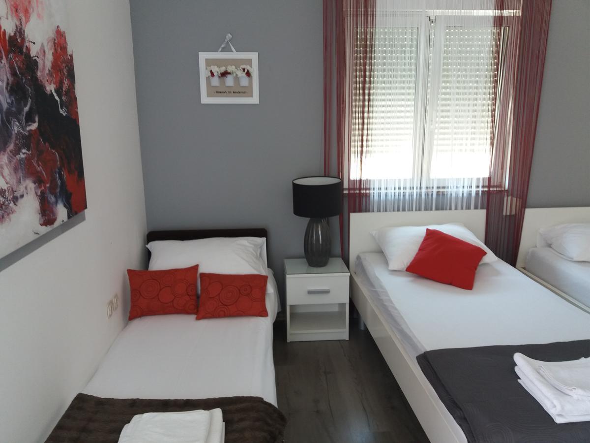 Apartments Benic ซาดาร์ ภายนอก รูปภาพ